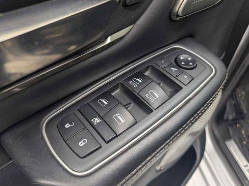 Used 2021 RAM 1500 Limited w/ Night Edition image 17