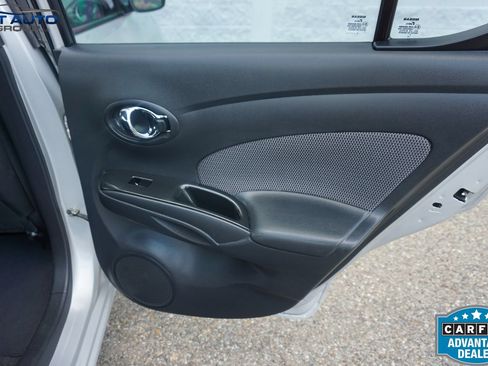 Used 2016 Nissan Versa SV w/ Fog Lights Package FWD image 20