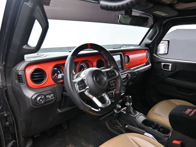 Used 2018 Jeep Wrangler Unlimited Rubicon AWD/4WD image 14