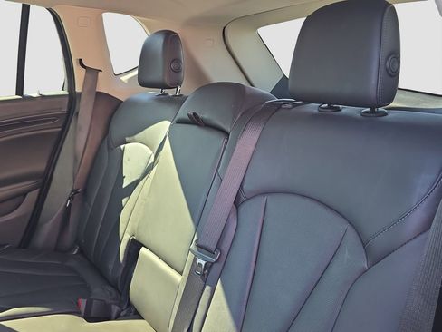 Used 2019 Buick Envision Essence image 12