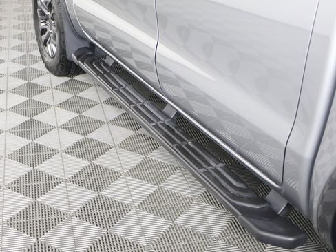 Used 2020 Ford Ranger Lariat w/ Equipment Group 501A Mid image 17