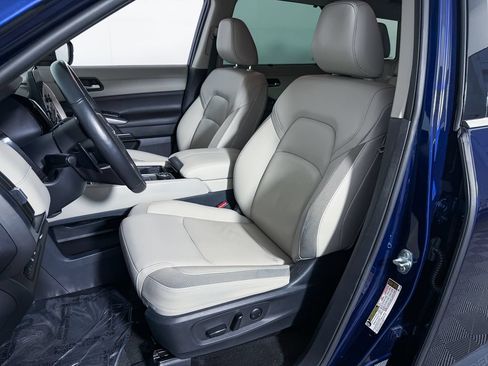 Certified 2024 Nissan Pathfinder SL AWD/4WD image 17