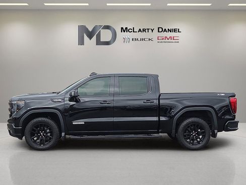 Used 2025 GMC Sierra 1500 Elevation w/ Elevation Premium Package image 3