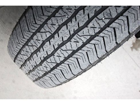 Certified 2023 Ford F150 Platinum w/ Equipment Group 701A High image 32