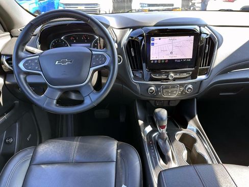 Used 2023 Chevrolet Traverse RS AWD/4WD image 15