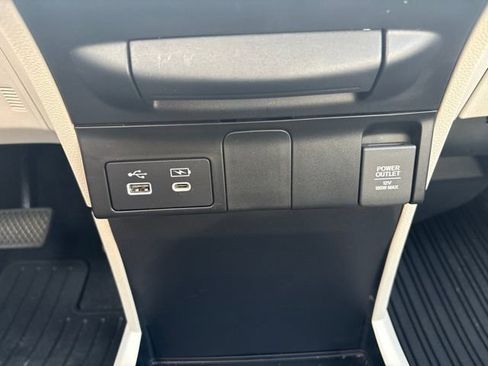 Certified 2025 Honda Odyssey EX-L image 17
