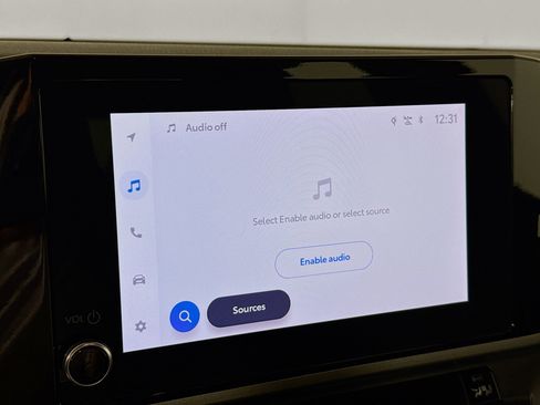 Used 2025 Toyota Camry LE image 17