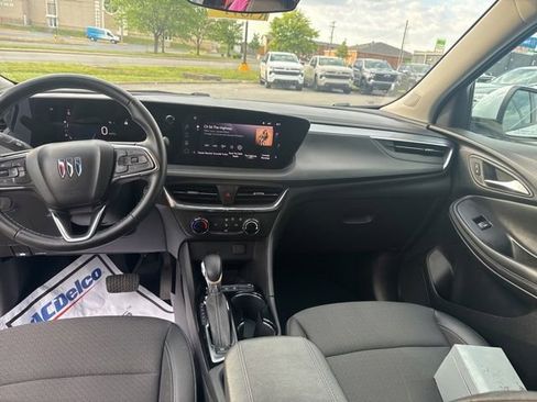Used 2025 Buick Encore GX Preferred FWD image 26