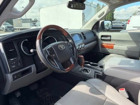 Used 2021 Toyota Sequoia Platinum AWD/4WD image 10