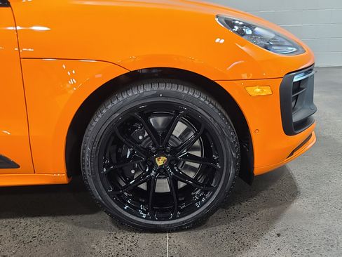 New 2026 Porsche Macan GTS image 11