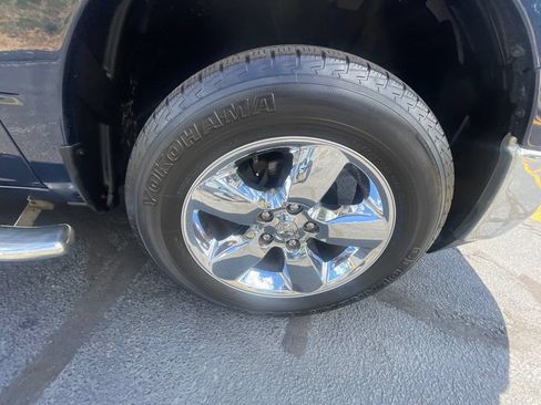 Used 2019 RAM 1500 Big Horn AWD/4WD image 26