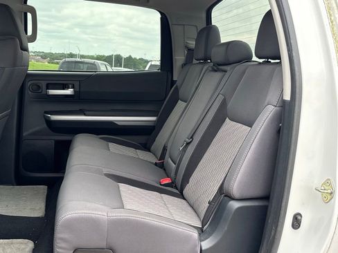 Used 2016 Toyota Tundra SR5 w/ SR5 Upgrade Package RWD image 8