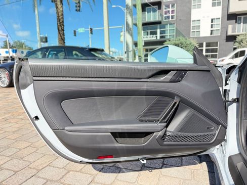 Used 2026 Porsche 911 GT3 RWD image 31