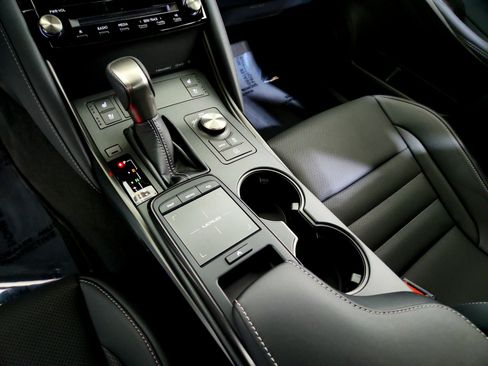 Used 2025 Lexus IS 350 F Sport image 15