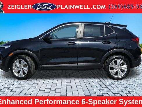 Used 2024 Buick Encore GX Preferred FWD image 2