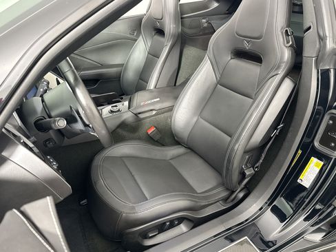 Used 2018 Chevrolet Corvette Z06 RWD image 21