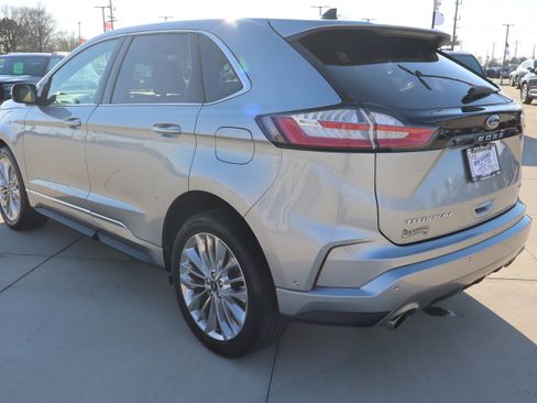 Used 2024 Ford Edge Titanium w/ Titanium Elite Package image 7