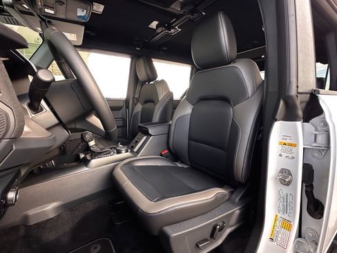 New 2025 Ford Bronco Outer Banks image 40