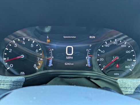 Used 2025 Jeep Compass Latitude w/ Convenience Group AWD/4WD image 4