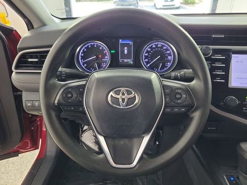 Used 2020 Toyota Camry LE w/ Convenience Package FWD image 26