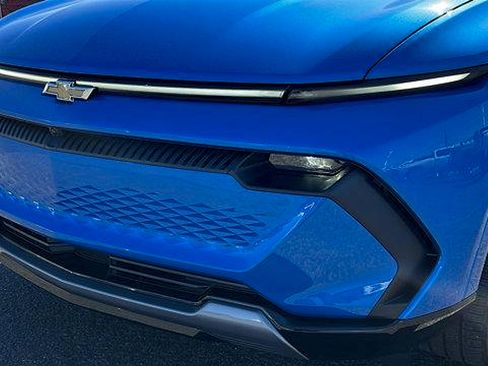 New 2026 Chevrolet Equinox EV LT w/ Convenience Package II image 9