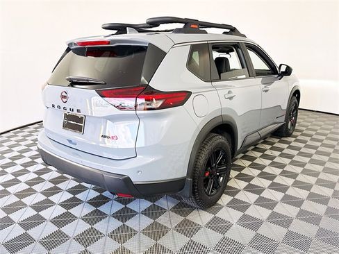 Certified 2025 Nissan Rogue SV image 23