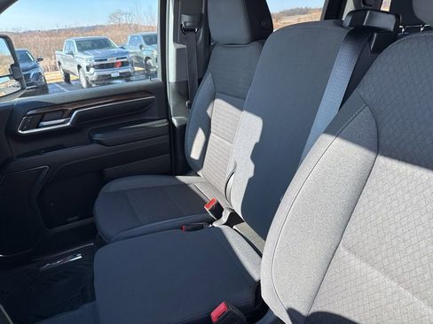 Certified 2024 Chevrolet Silverado 2500 LT image 40