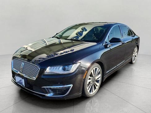 Used 2019 Lincoln MKZ Reserve FWD image 3