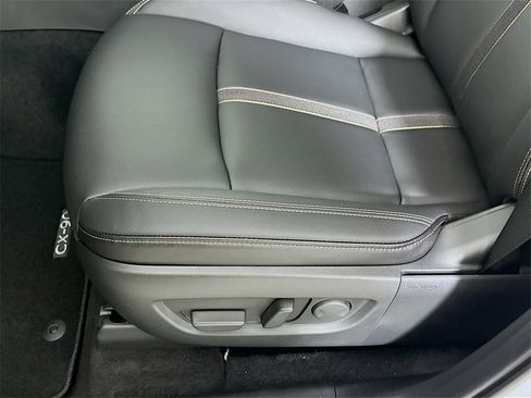 New 2026 MAZDA CX-90 3.3 Turbo w/ Select Package image 9