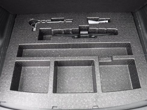 Used 2023 Honda HR-V LX image 30