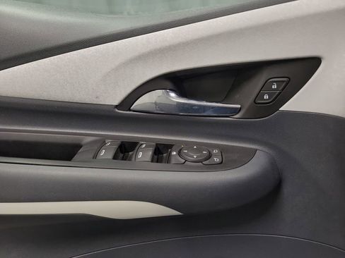 Used 2017 Chevrolet Bolt Premier w/ Driver Confidence II Package image 19