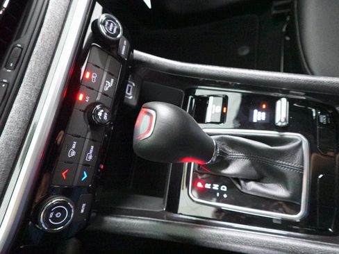 New 2026 Jeep Compass Latitude image 19