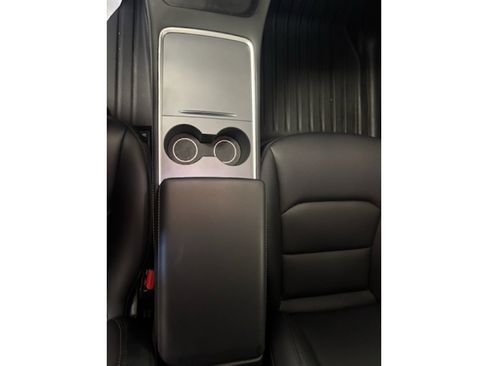 Used 2022 Tesla Model Y Performance AWD/4WD image 28