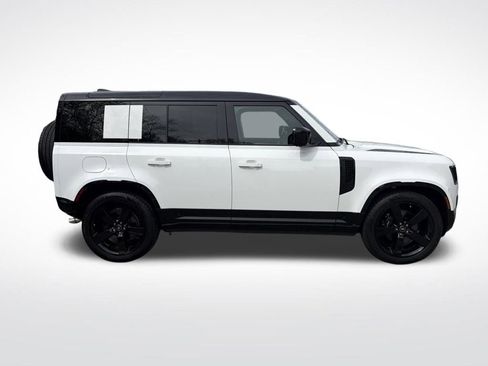 New 2025 Land Rover Defender 110 V8 AWD/4WD image 4