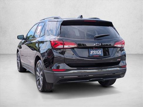 Used 2022 Chevrolet Equinox RS w/ RS Leather Package FWD image 8