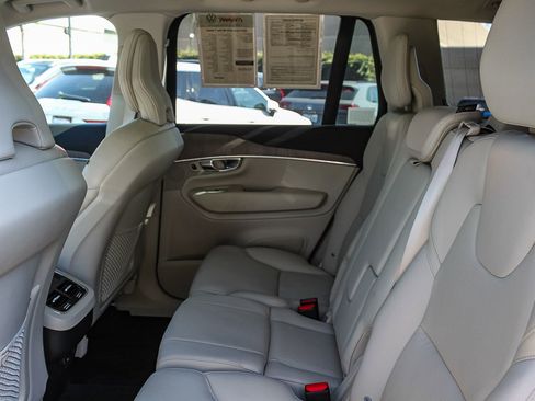 Used 2023 Volvo XC90 B6 Plus w/ Protection Package Premier image 19