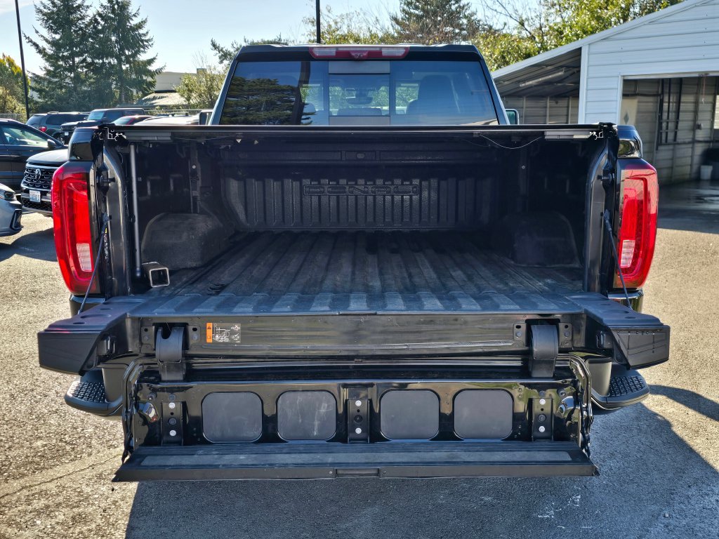 Used 2022 GMC Sierra 3500 Denali w/ Denali Ultimate Package AWD/4WD image 16