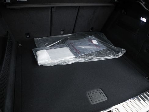 New 2026 Porsche Cayenne GTS AWD/4WD image 39