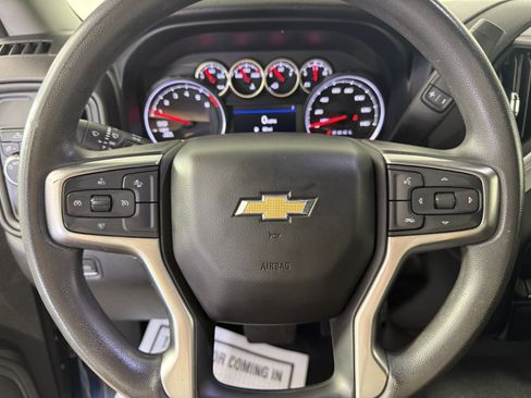 Used 2022 Chevrolet Silverado 1500 Custom w/ Safety Confidence Package RWD image 25