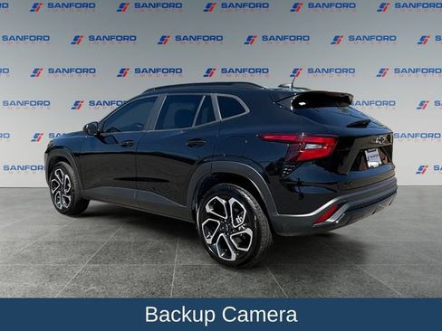 Used 2024 Chevrolet Trax RS w/ Driver Confidence Package FWD image 4