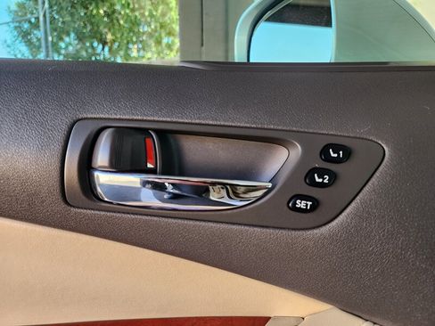 Used 2011 Lexus ES 350 FWD image 21