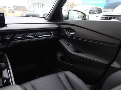 Used 2025 Honda Accord Sport image 12