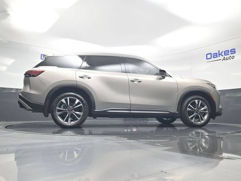 Used 2025 INFINITI QX60 Luxe FWD image 48