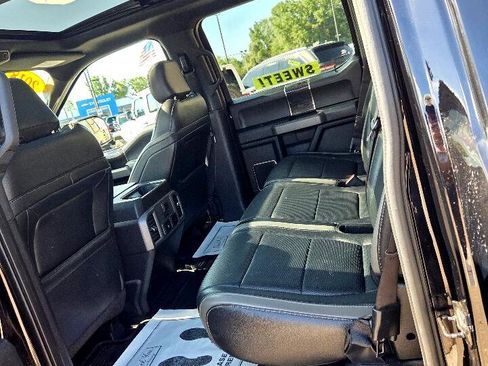 Used 2018 Ford F150 Raptor w/ Equipment Group 802A Luxury image 11