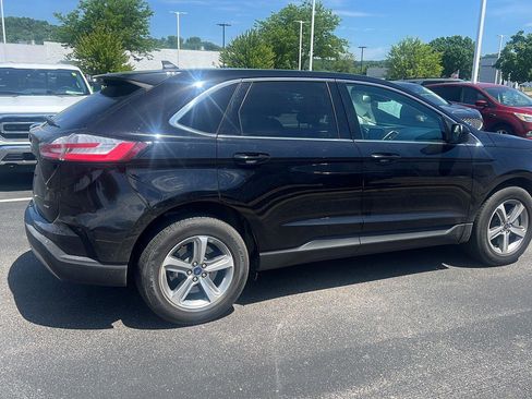 Used 2022 Ford Edge SEL w/ Convenience Package AWD/4WD image 4