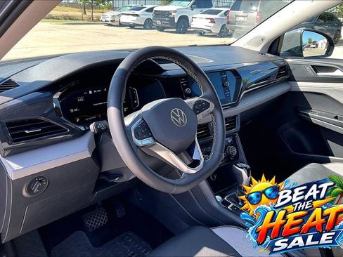 Used 2024 Volkswagen Taos SEL AWD/4WD image 15
