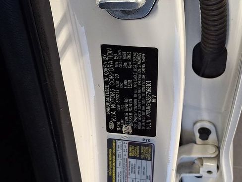 Used 2015 Kia Soul FWD image 25