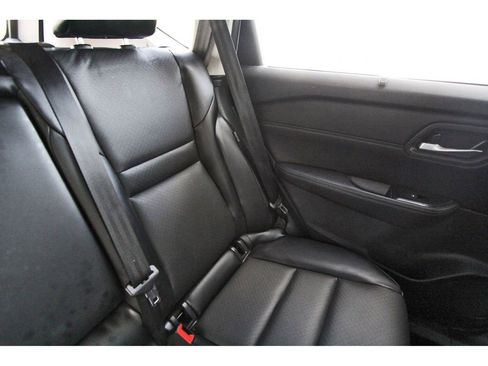 Used 2024 Nissan Rogue SV w/ SV Premium Package image 12