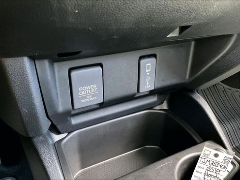 Used 2018 Honda Fit EX image 31