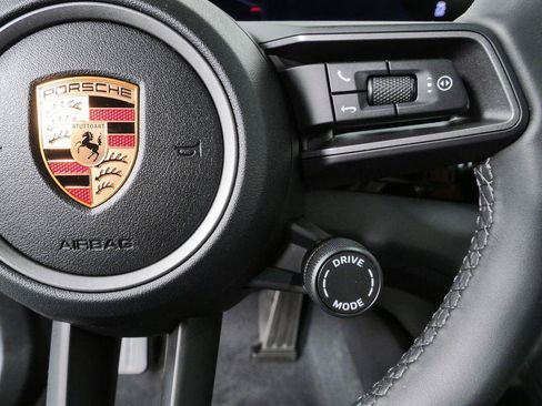 New 2026 Porsche Taycan 4S AWD/4WD image 11